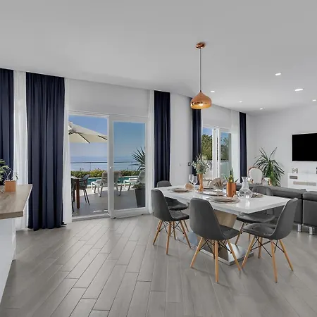 Villa Luxury Mae In Makarska, Pool And Gym *