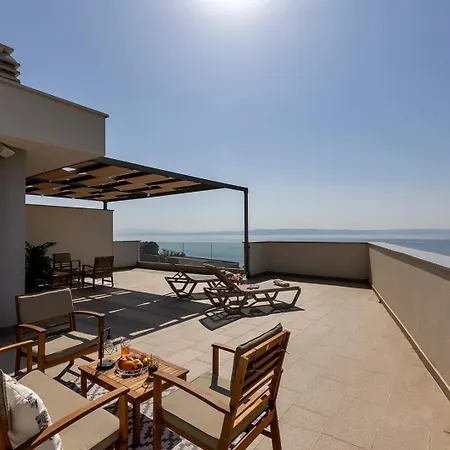 Luxury Mae In Makarska, Pool And Gym