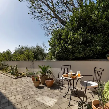 Luxury Mae In Makarska, Pool And Gym